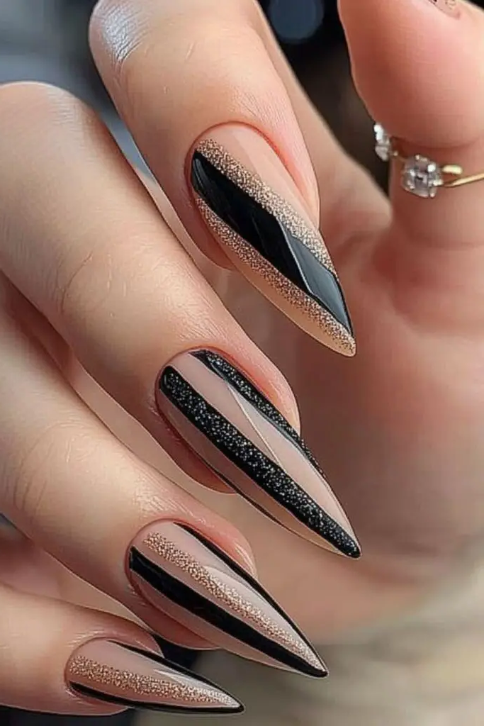 23 Festive Striped Glam