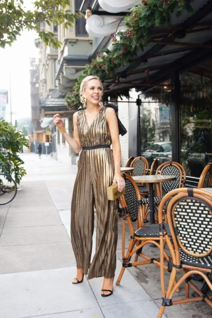 Golden Glamour Outfit