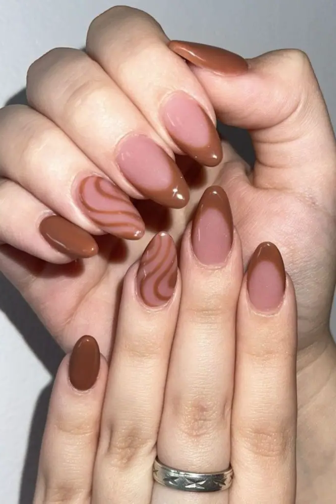 27. Caramel Latte Chic