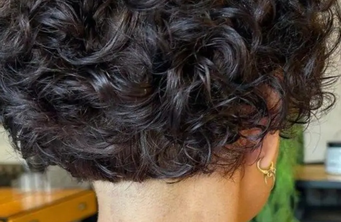 27. Fluffy Short Curls